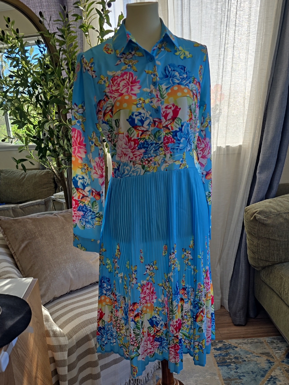 Bright Blue Floral Pleated Long-Sleeve Dress